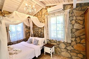 Kemerbag 29 - Adults Only