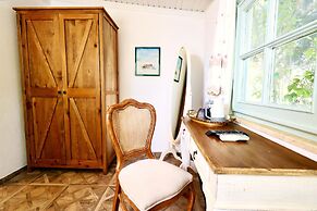 Kemerbag 29 - Adults Only