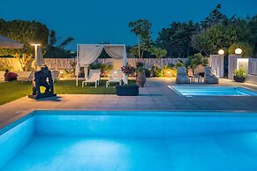 Marianthi Apartments by Estia