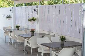 Marianthi Apartments by Estia