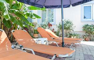 Despina Villa and Apartments