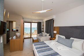 Yianna Caravel Suites 