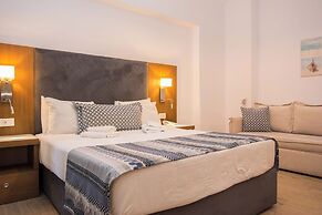 Yianna Caravel Suites 