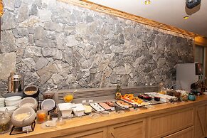 Yianna Caravel Suites 