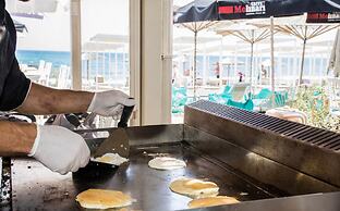 Yianna Caravel Suites 