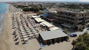 Yianna Caravel Suites 