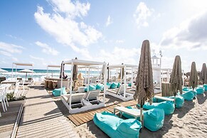 Yianna Caravel Suites 