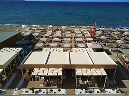 Yianna Caravel Suites 