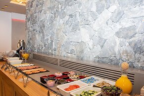 Yianna Caravel Suites 