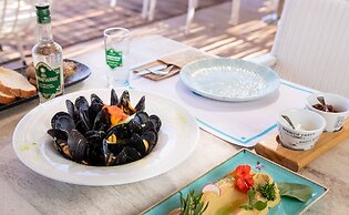 Yianna Caravel Suites 