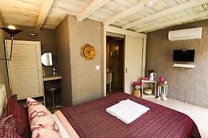 Zevkliler Alacati Boutique Hotel & Fine Dining