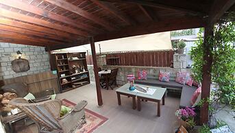 Zevkliler Alacati Boutique Hotel & Fine Dining