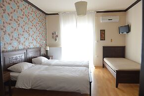 Guesthouse Vissinokipos