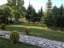 Guesthouse Vissinokipos