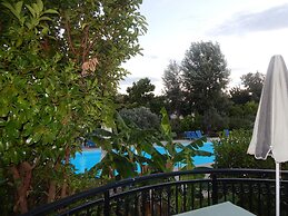 Kaloni village apartments