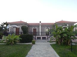 Kaloni village apartments