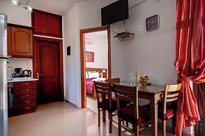 Kaloni village apartments