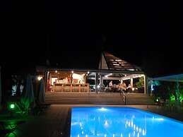 Kaloni village apartments