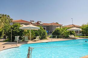 Kaloni village apartments