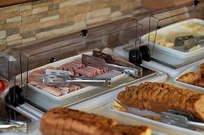 Kaloni village apartments