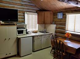 Christina Lake Lodge