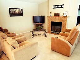 Christina Lake Lodge