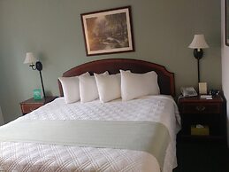 The Inn At Houghton Creek