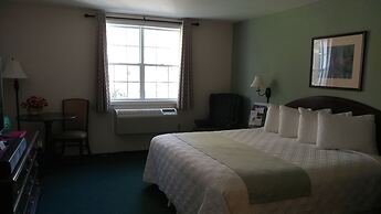 The Inn At Houghton Creek