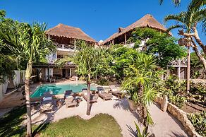 Casa Coco by Coco B Isla