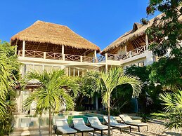 Casa Coco by Coco B Isla