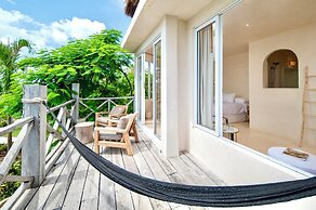 Casa Coco by Coco B Isla