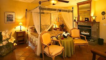 Cabernet House, An Old World Inn