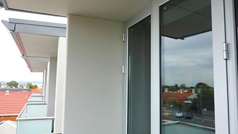 Semaphore Splash Apartments