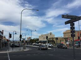 Semaphore Splash Apartments