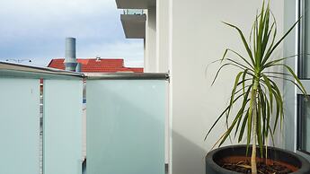 Semaphore Splash Apartments