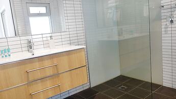 Semaphore Splash Apartments