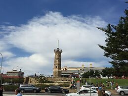 Semaphore Splash Apartments