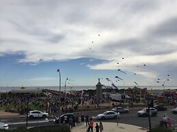 Semaphore Splash Apartments