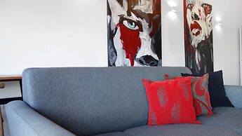 Semaphore Splash Apartments