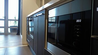 Semaphore Splash Apartments