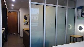 Semaphore Splash Apartments