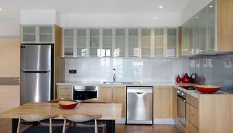 Semaphore Splash Apartments