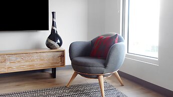 Semaphore Splash Apartments