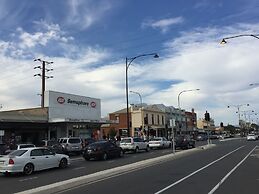 Semaphore Splash Apartments