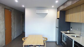 Semaphore Splash Apartments