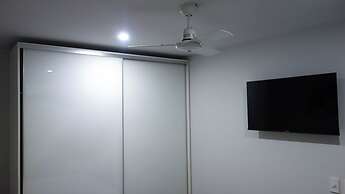 Semaphore Splash Apartments