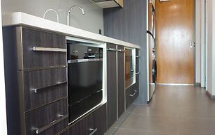 Semaphore Splash Apartments