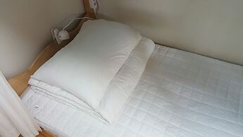 Happy Tree Guesthouse - Hostel