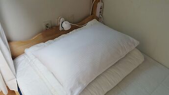 Happy Tree Guesthouse - Hostel