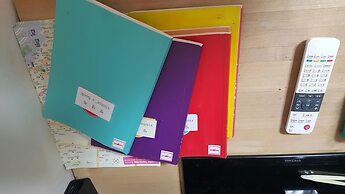 Happy Tree Guesthouse - Hostel